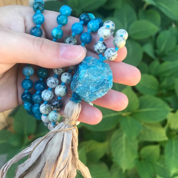 Handmade 108 Bead Intuition Mala Necklace - Picture 5 of 8